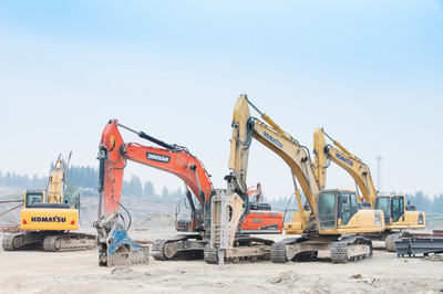 工程机械 建筑工业的钢铁脊梁